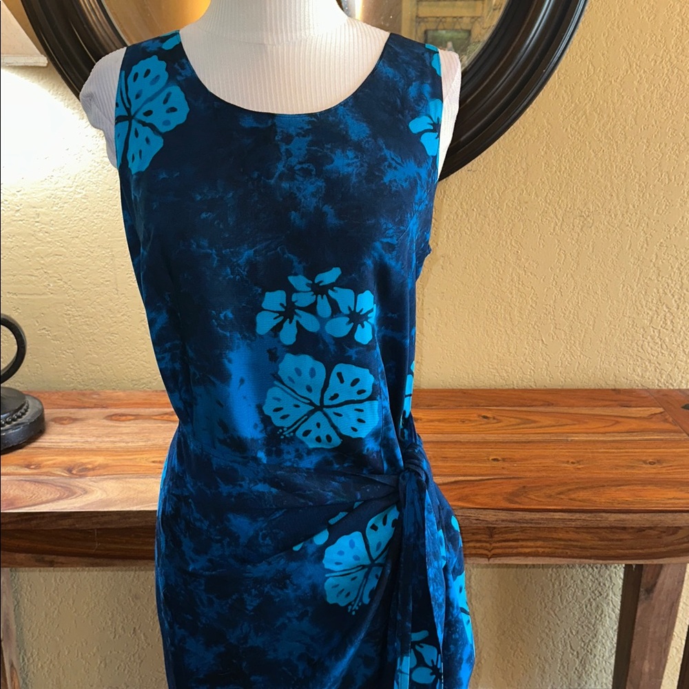 Blue Floral Sleeveless Dress - Picture 3 of 7